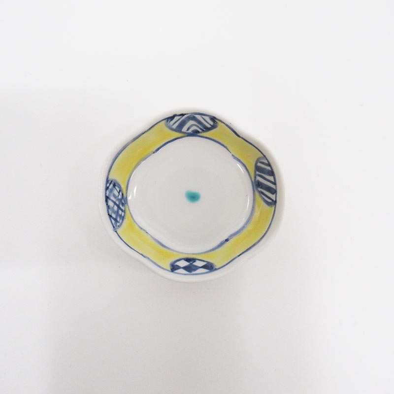 安東眉石窯  ツバ型豆皿 黄釉丸紋